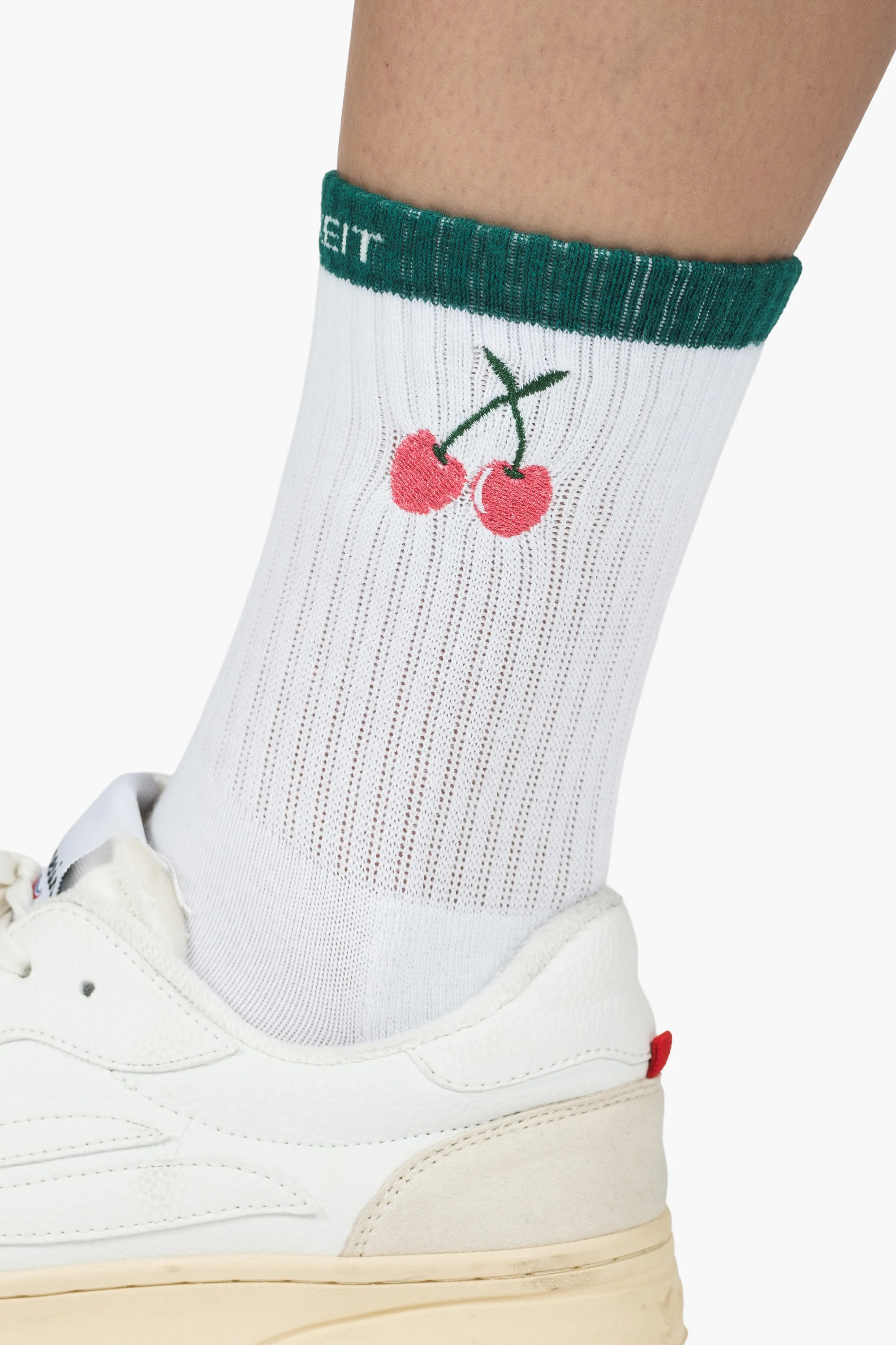Cherry Söcksi - Image 2