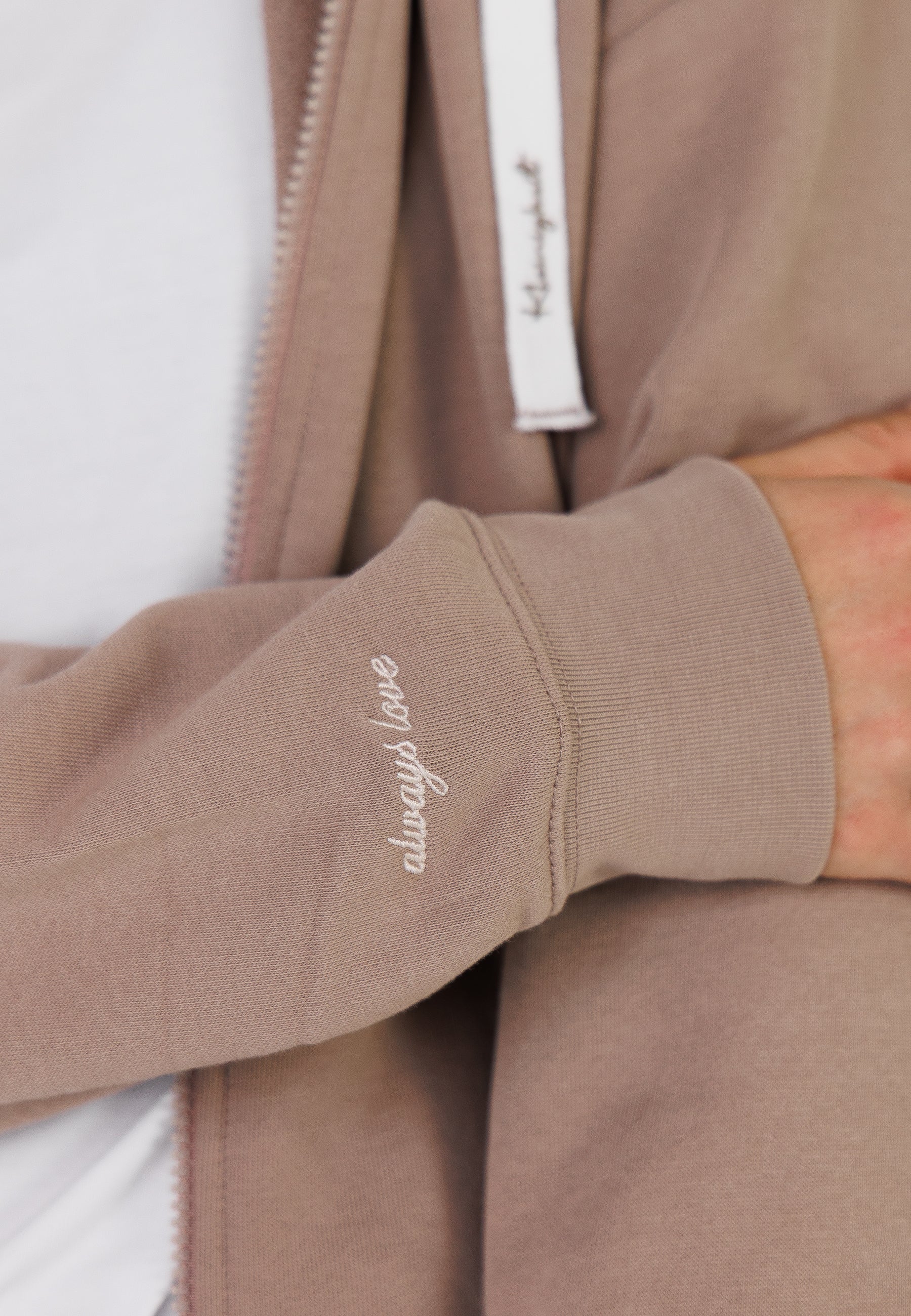 Comforty Perry Zipper - Image 4