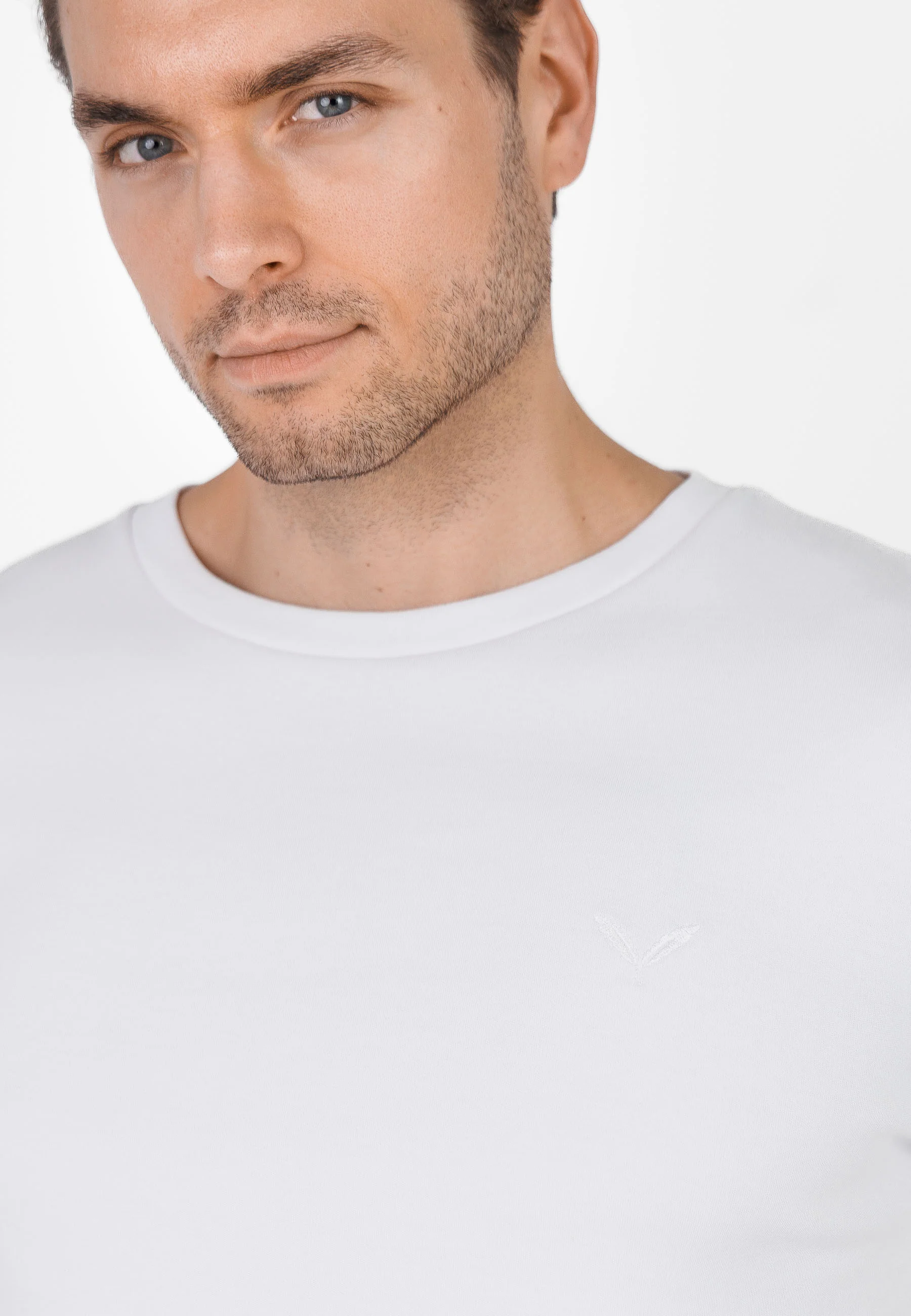 T-Luxe - Image 3